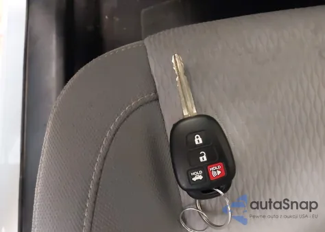 2014 Toyota Corolla Le Eco z USA, uszkodzony, nr VIN 5YFBPRHEXEP004921